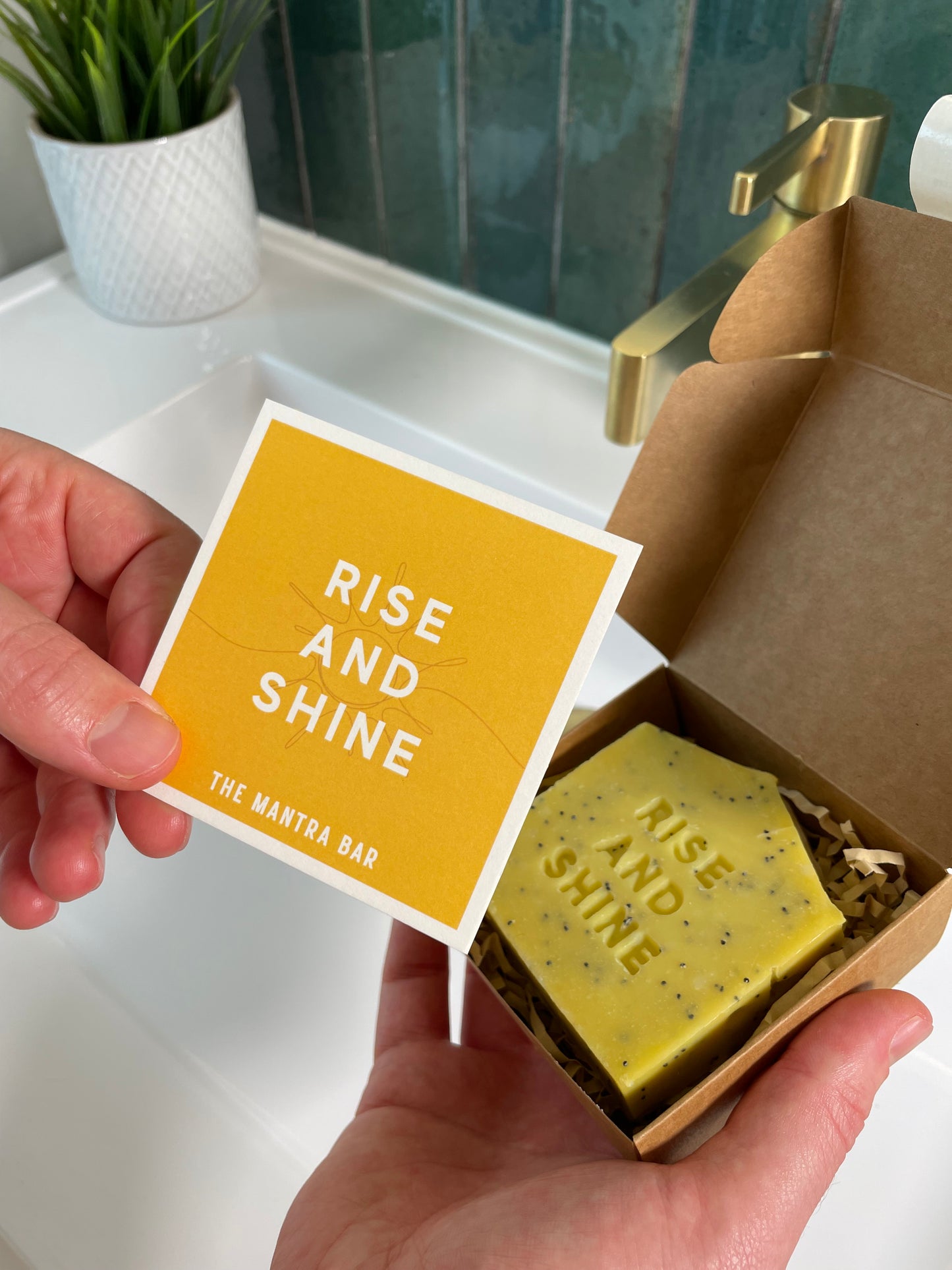 Lemon & Poppy Seed Soap Bar